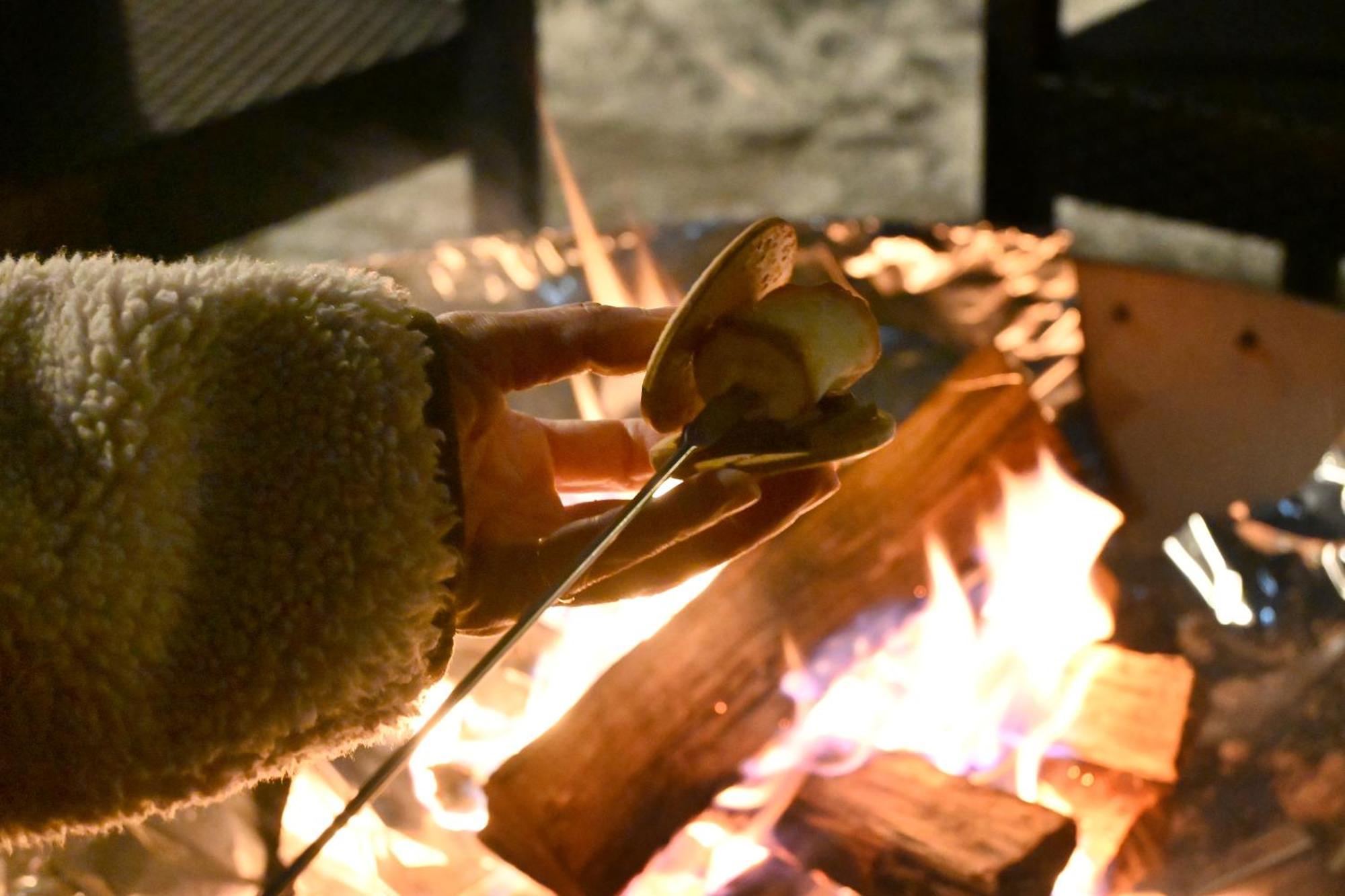 Fuji Fumoto Forest Hotspring ふもとの森温泉 Fujikawaguchiko Exterior foto